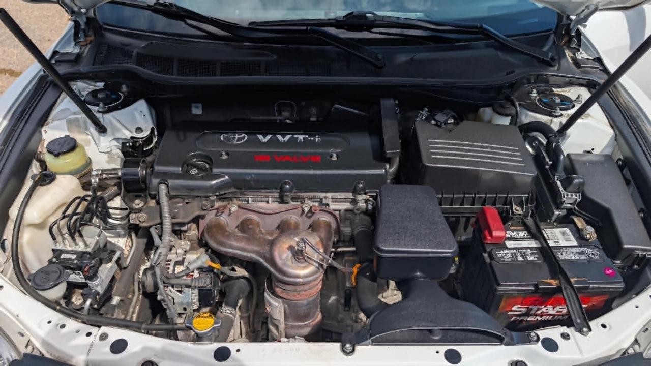Toyota Camry 4dr Sdn I4 Auto SE (Natl) 2009