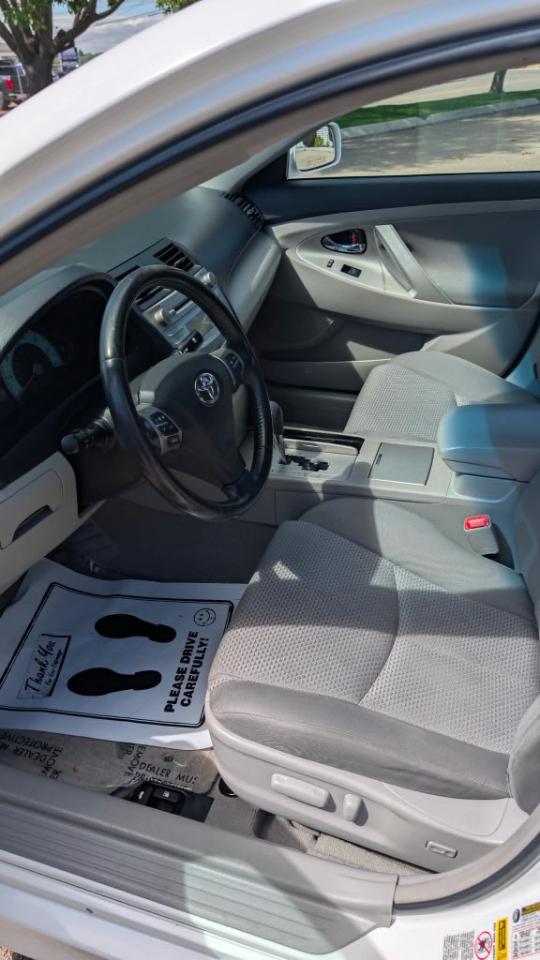 Toyota Camry 4dr Sdn I4 Auto SE (Natl) 2009
