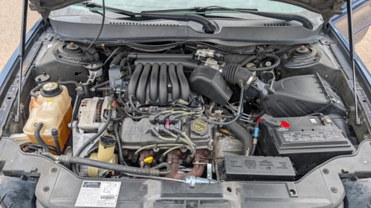 Ford Taurus SE 2002