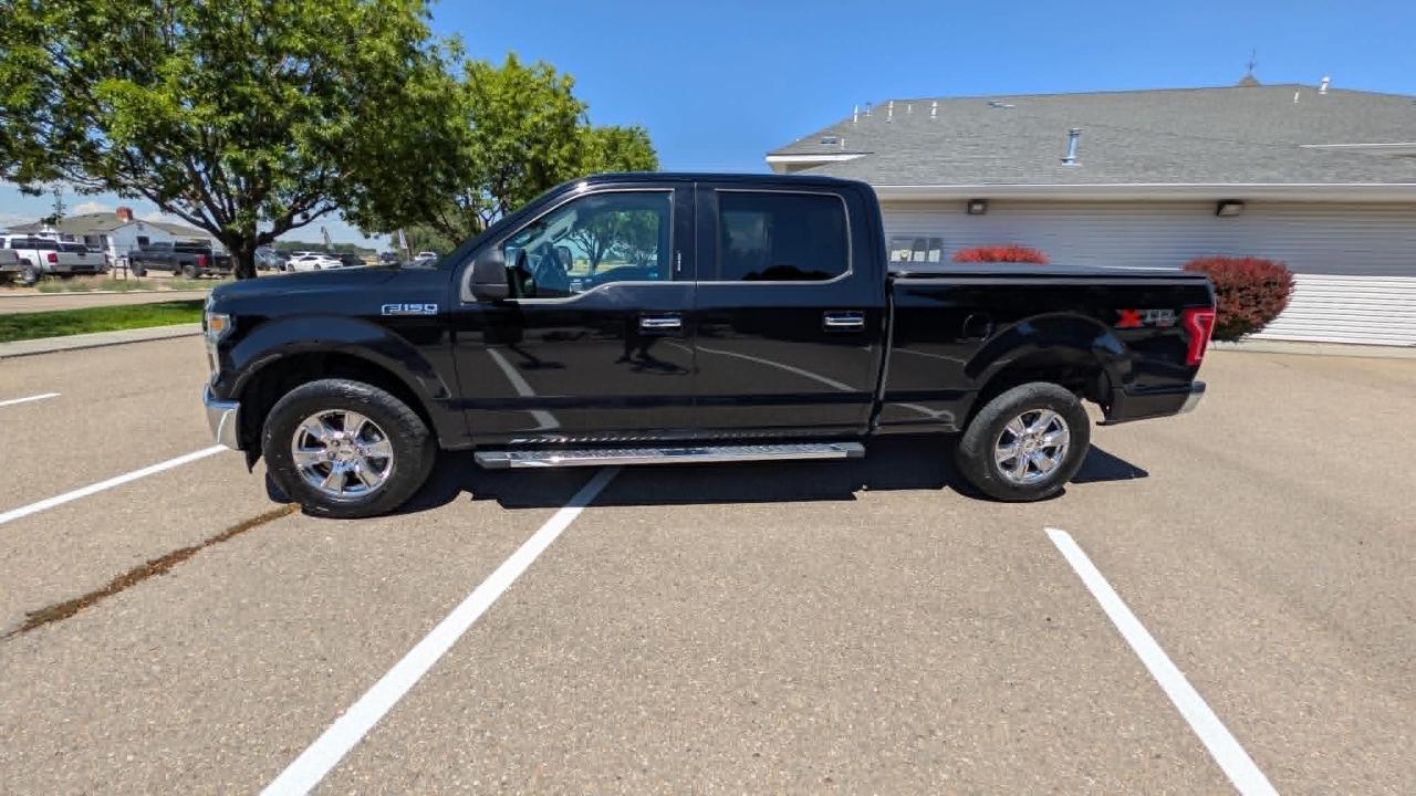 Ford F-150 4WD SuperCrew 145" XLT 2017
