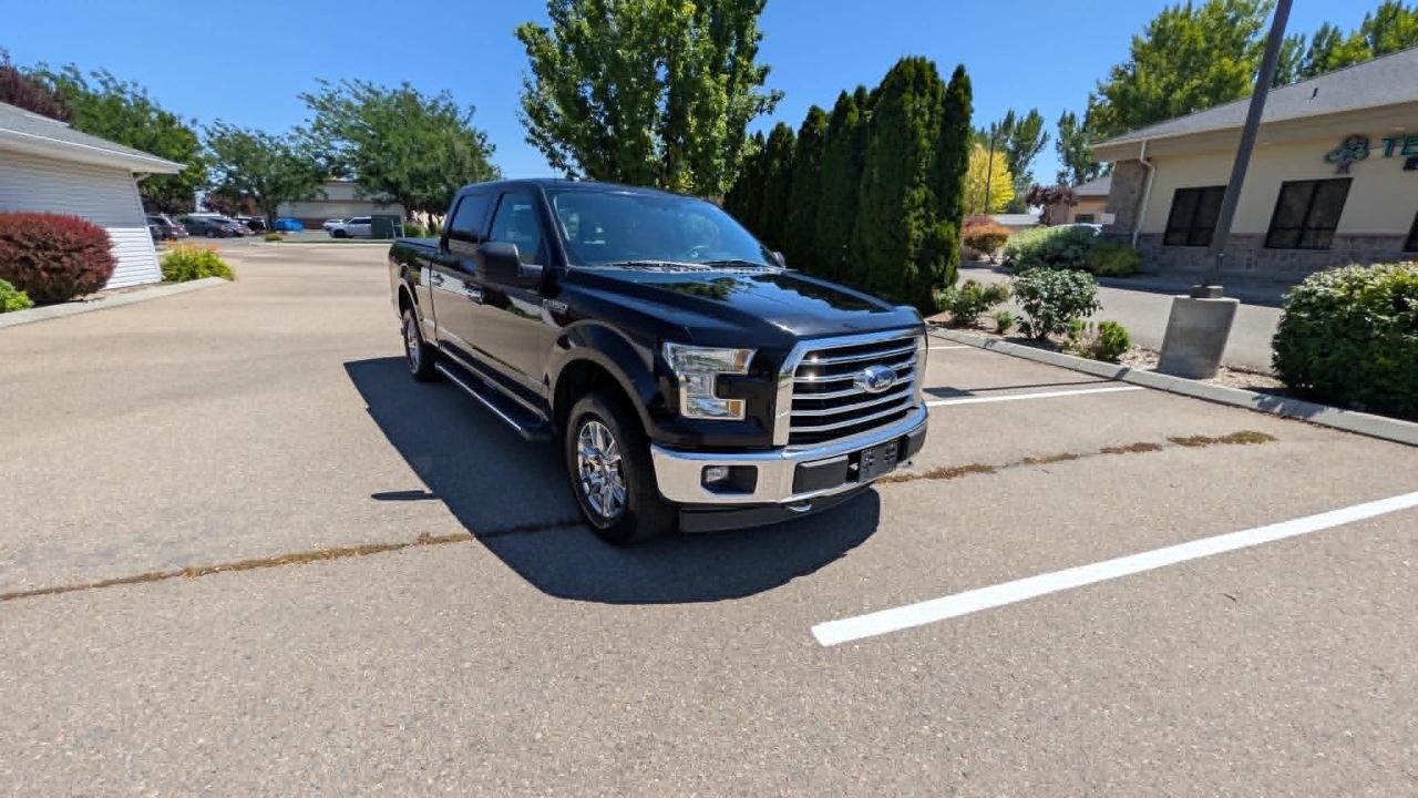 Ford F-150 4WD SuperCrew 145" XLT 2017