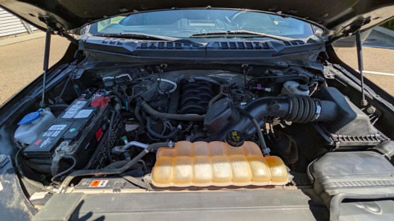 Ford F-150 4WD SuperCrew 145" XLT 2017
