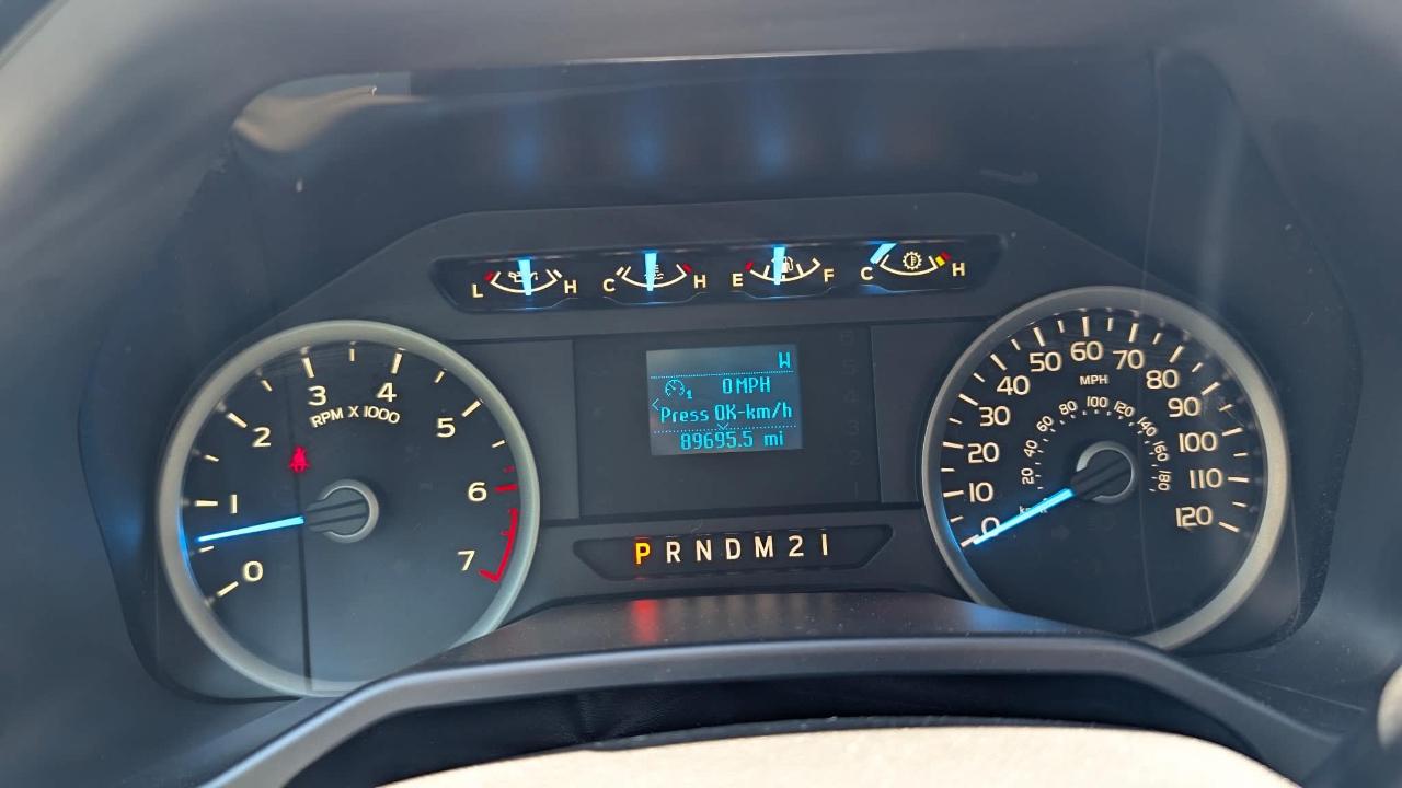 Ford F-150 4WD SuperCrew 145" XLT 2017