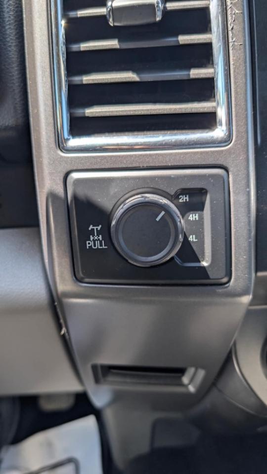 Ford F-150 4WD SuperCrew 145" XLT 2017