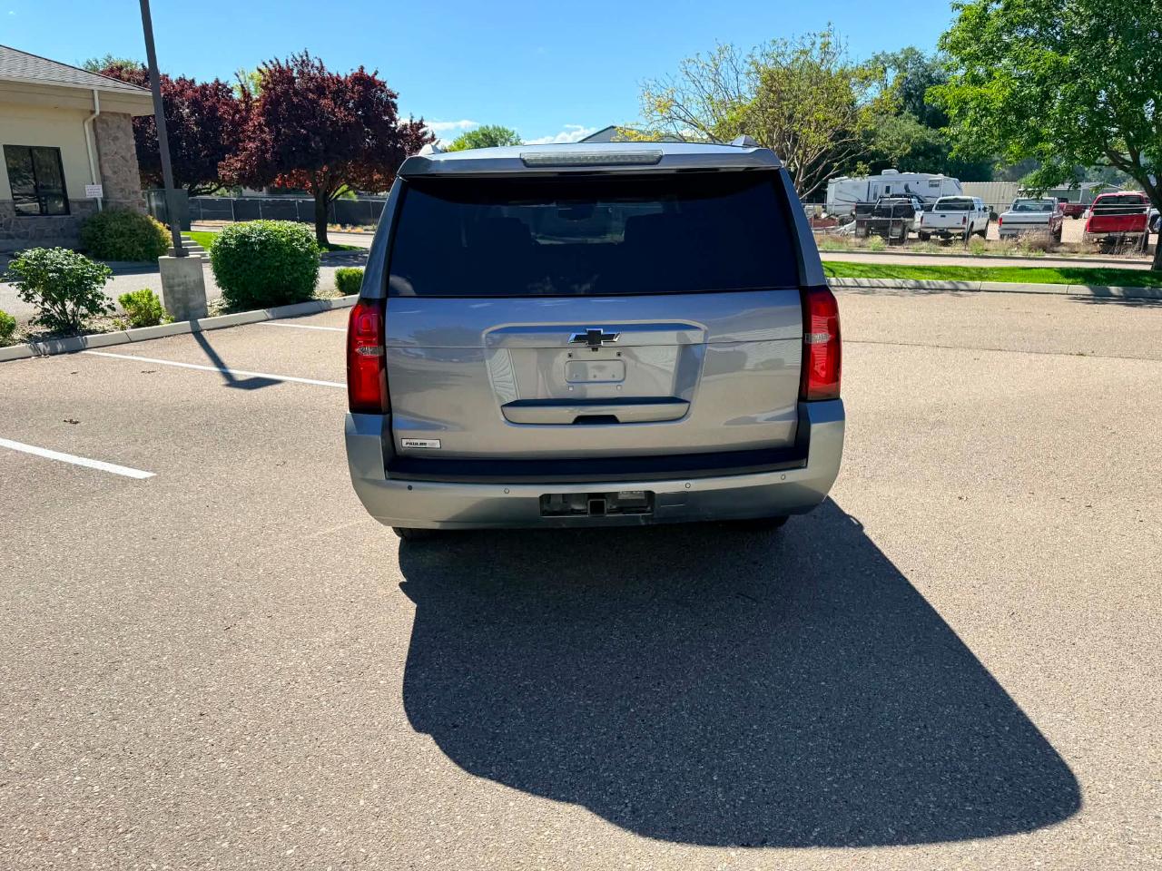 Chevrolet Suburban  2020