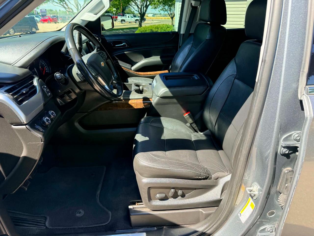 Chevrolet Suburban  2020