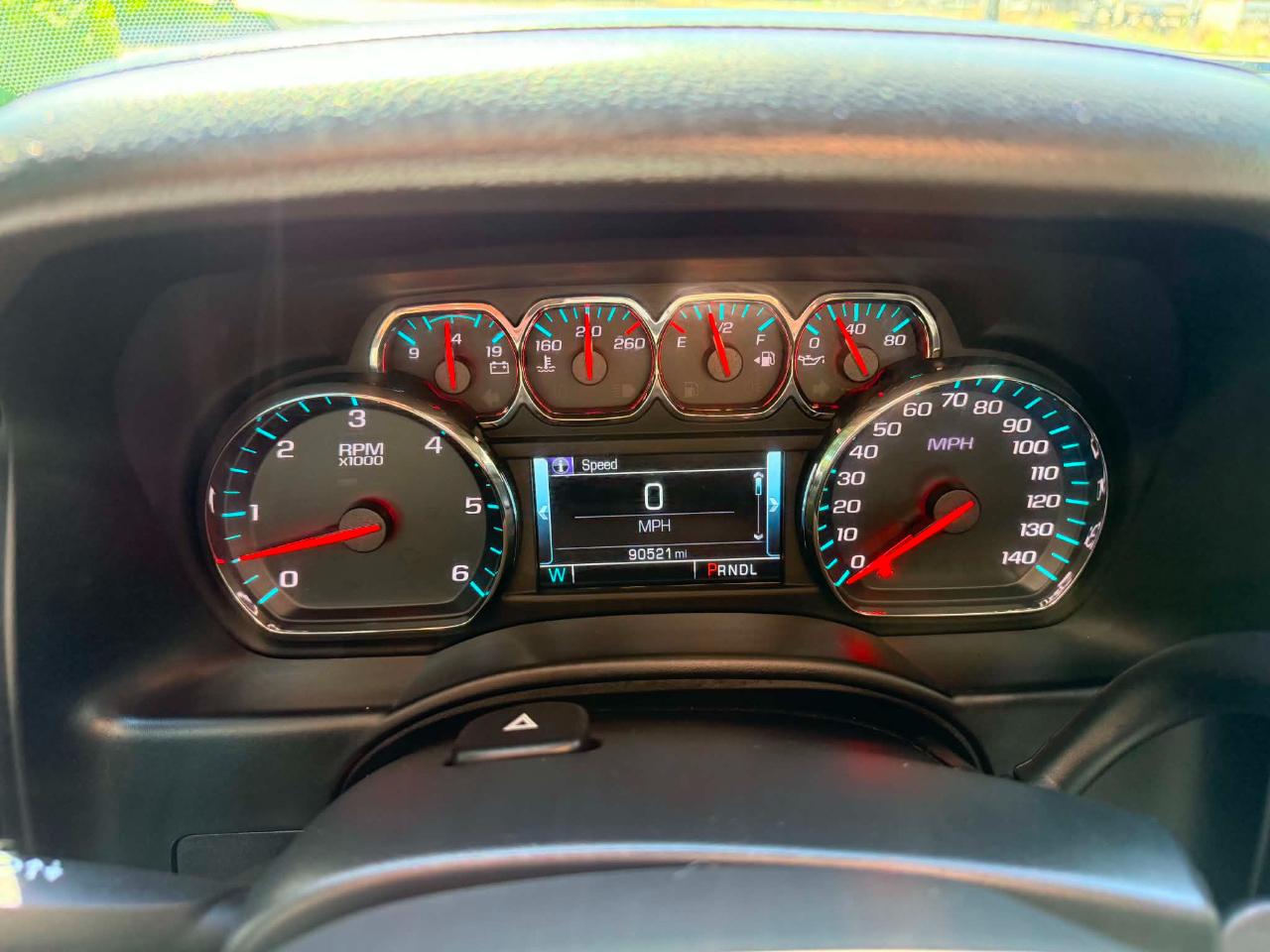 Chevrolet Suburban  2020