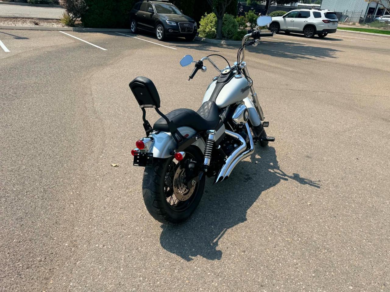 Harley-Davidson FXDB  2011