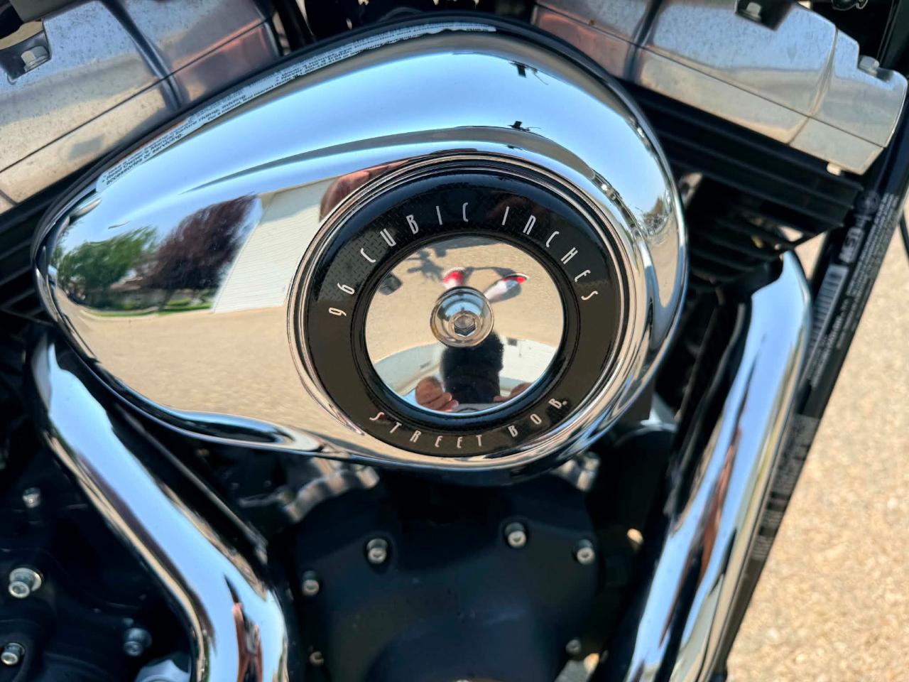 Harley-Davidson FXDB  2011