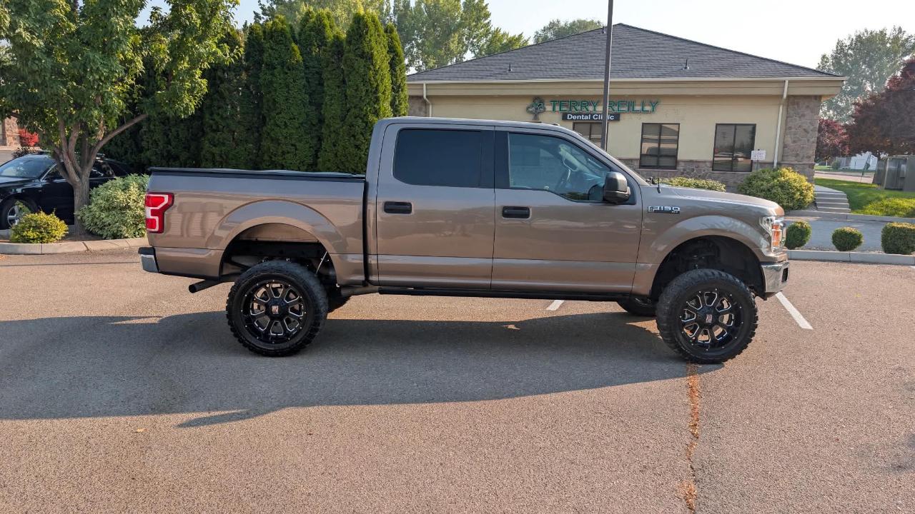 Ford F-150 4WD SuperCrew 139" XLT 2018