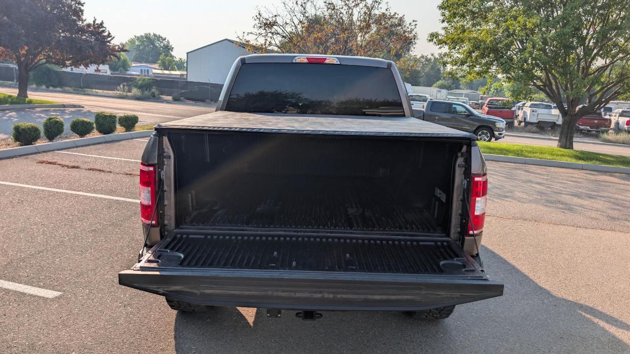Ford F-150 4WD SuperCrew 139" XLT 2018