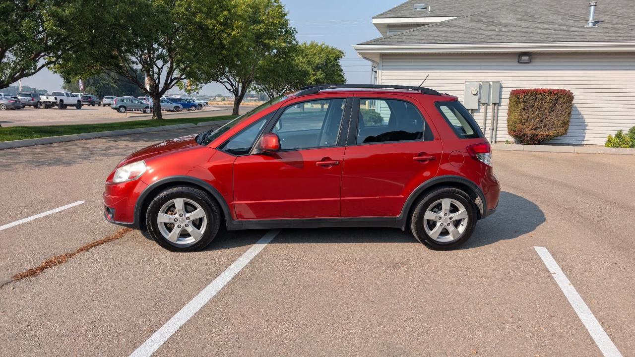 Suzuki SX4 Crossover  2011