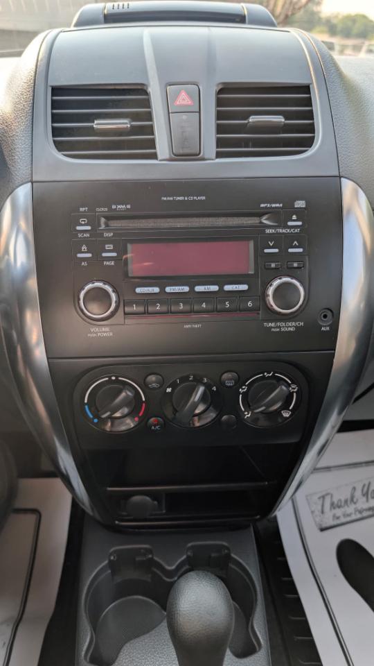 Suzuki SX4 Crossover  2011