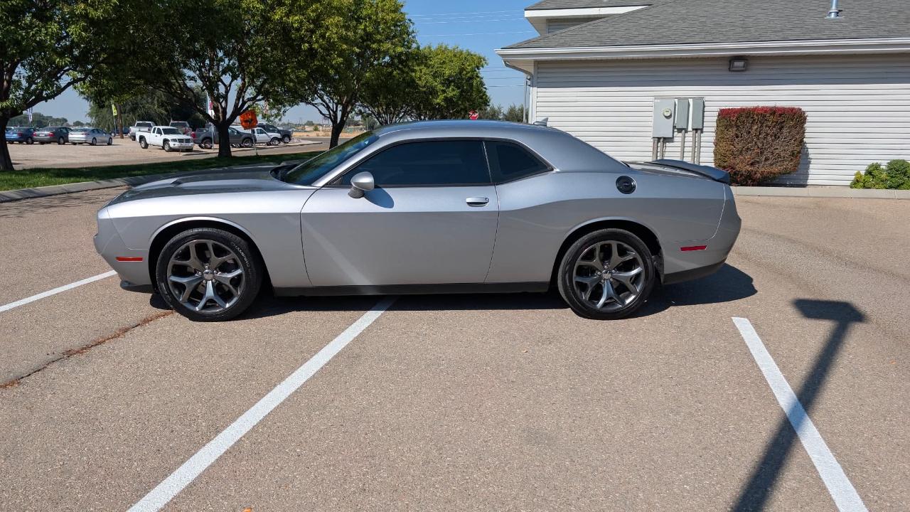 Dodge Challenger SXT 2016