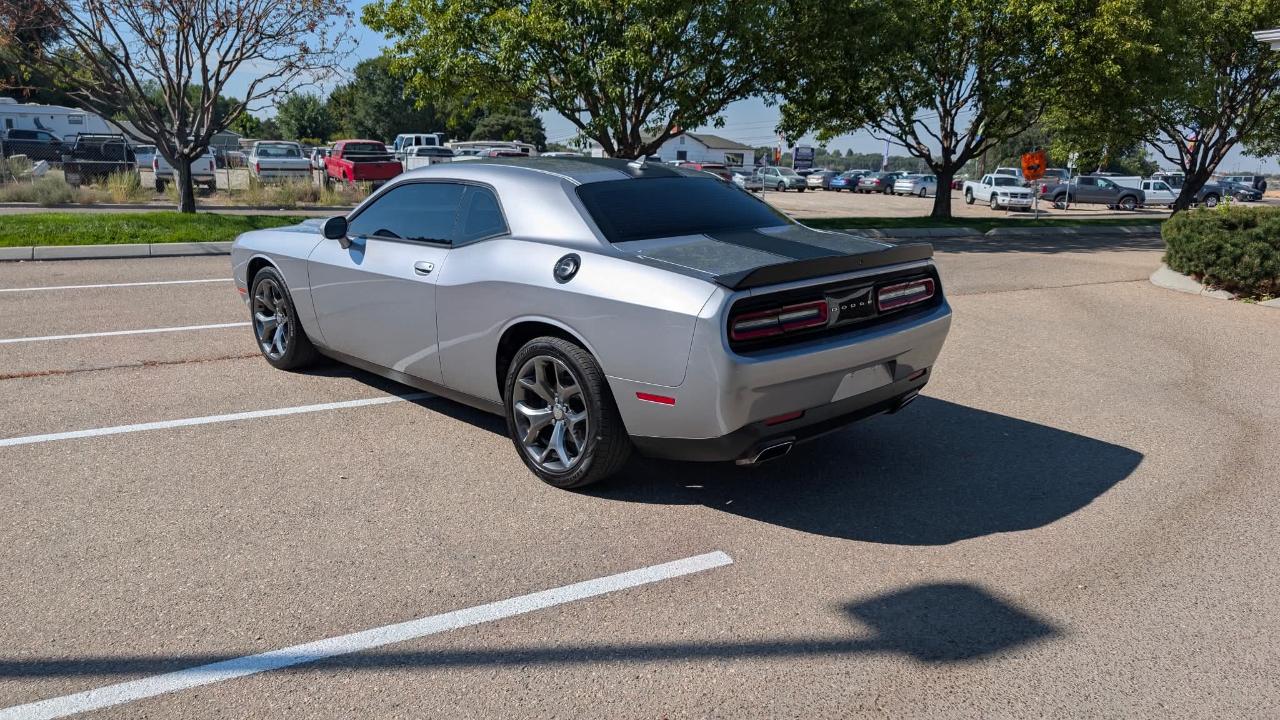 Dodge Challenger SXT 2016