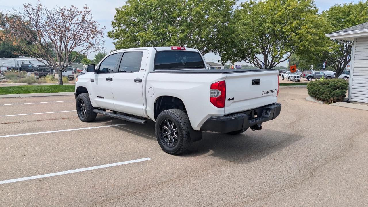 Toyota Tundra  2015