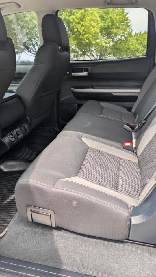 Toyota Tundra  2015