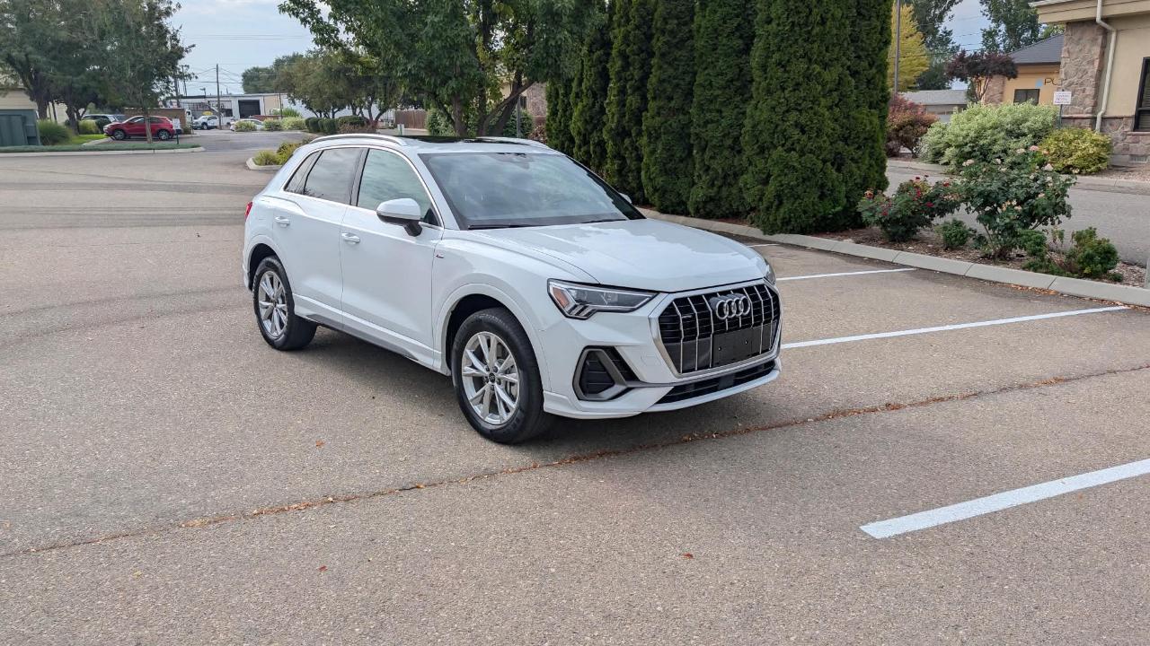Audi Q3  2025