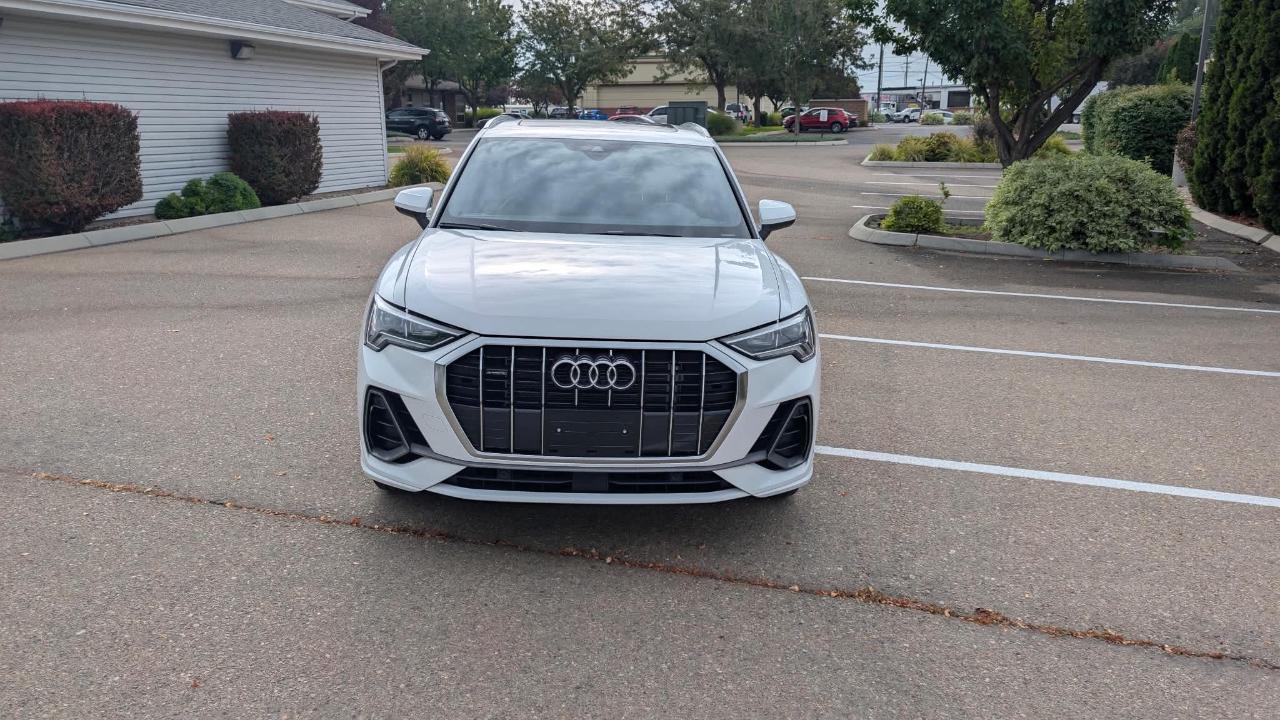 Audi Q3  2025