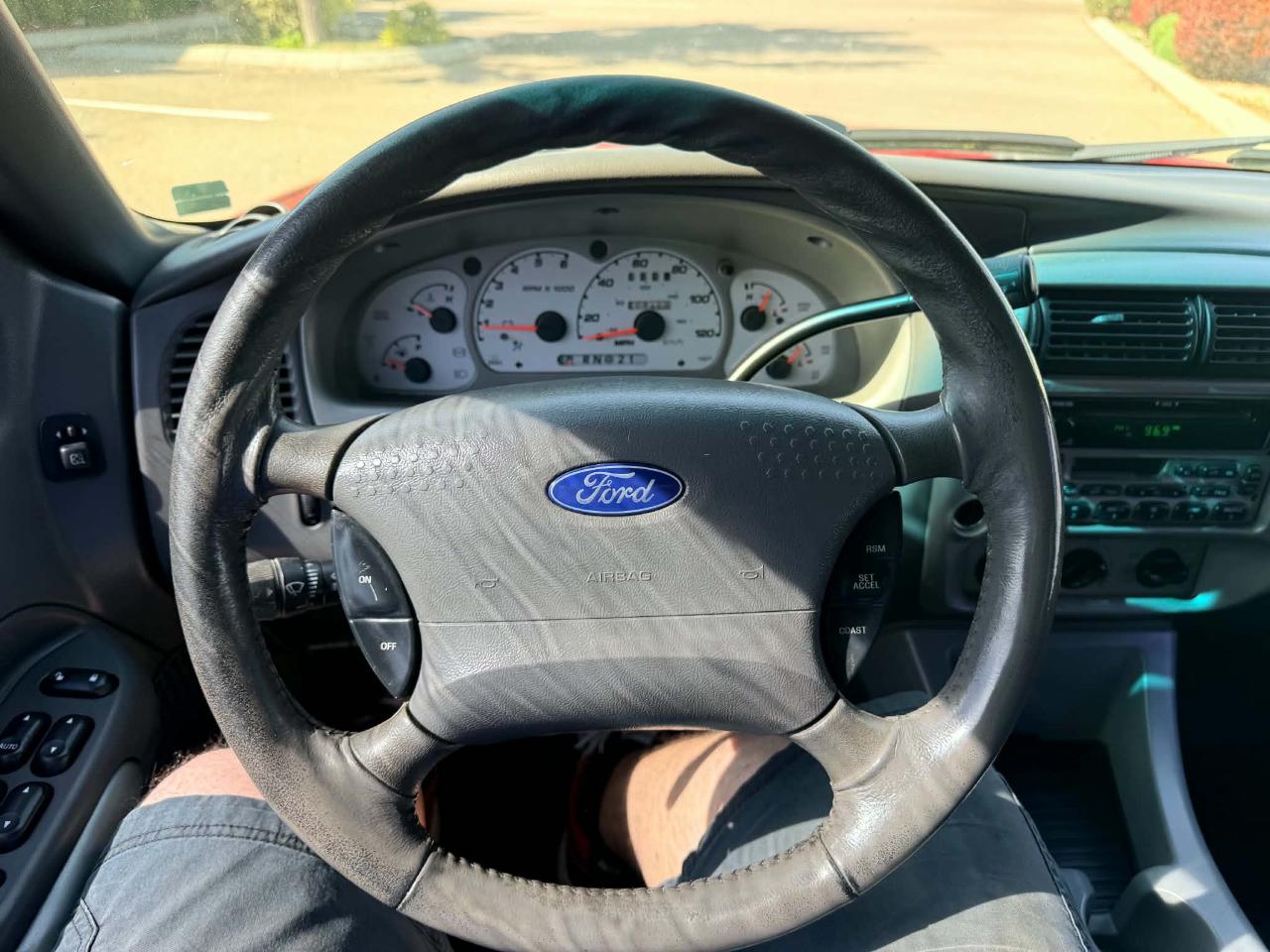 Ford Explorer Sport Trac  2002