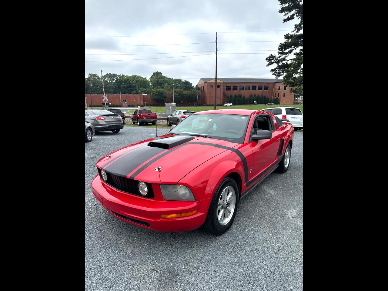 2006 Ford Mustang V6 Standard Coupe