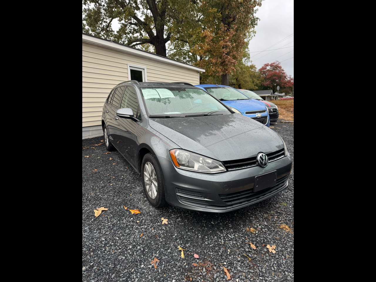 2017 Volkswagen Golf SportWagen S