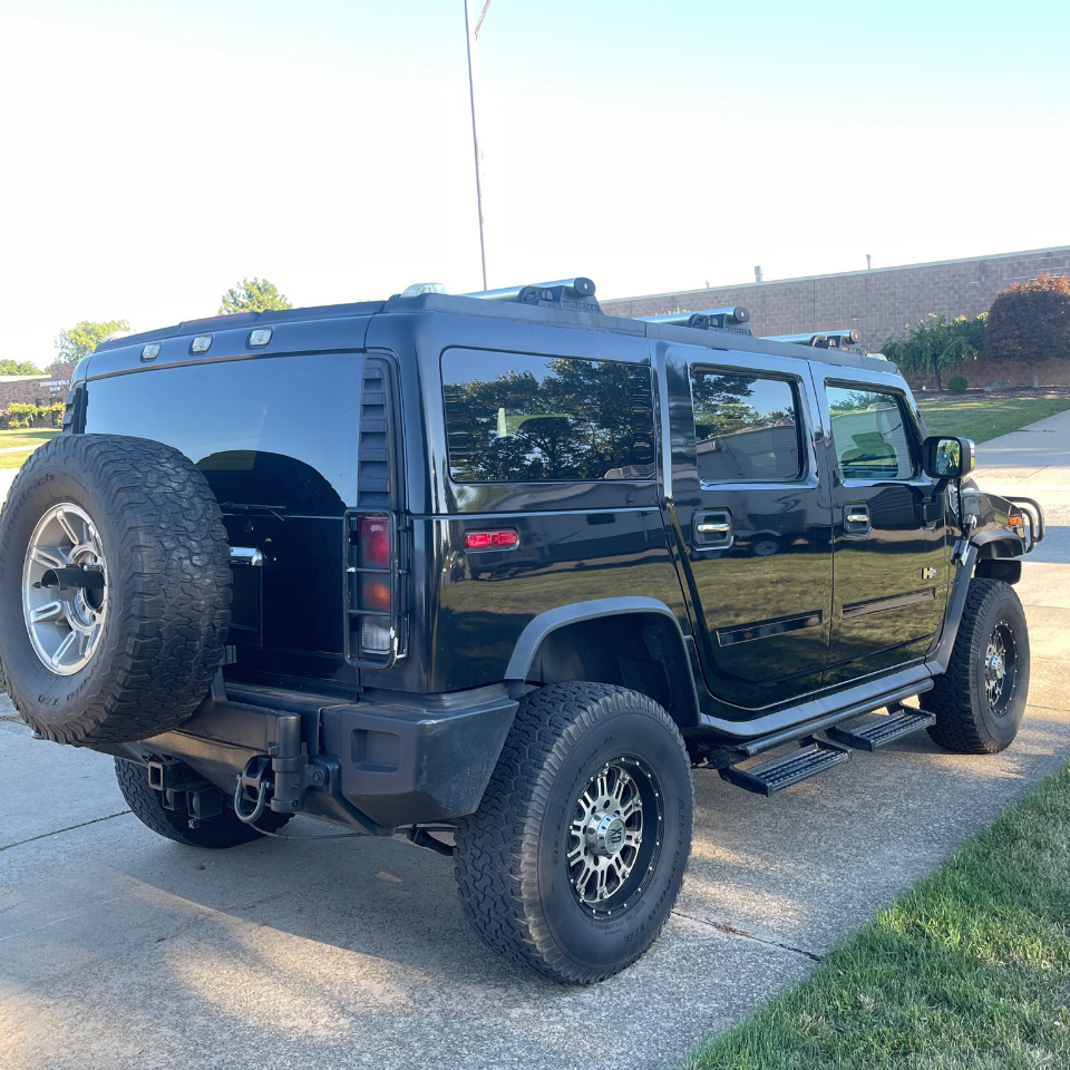 2003 Hummer H2 3/4 Ton photo 2