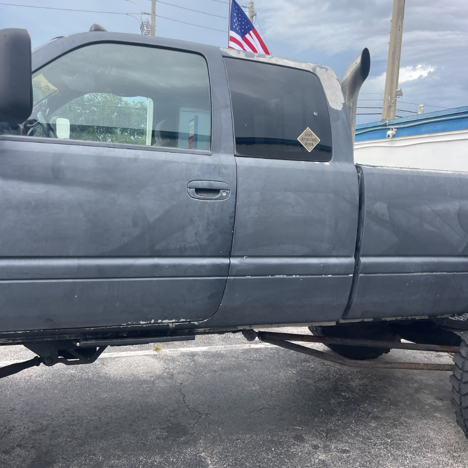 1997 Dodge Ram ST photo 2