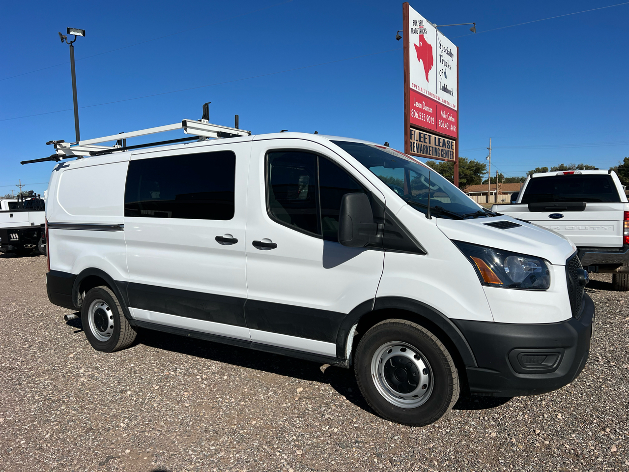 Ford Transit 150 Van Low Roof w/Sliding Pass. 130-in. WB 2022 Ford Transit 150 Van Low Roof w/Sliding Pass. 130-in. WB 2022