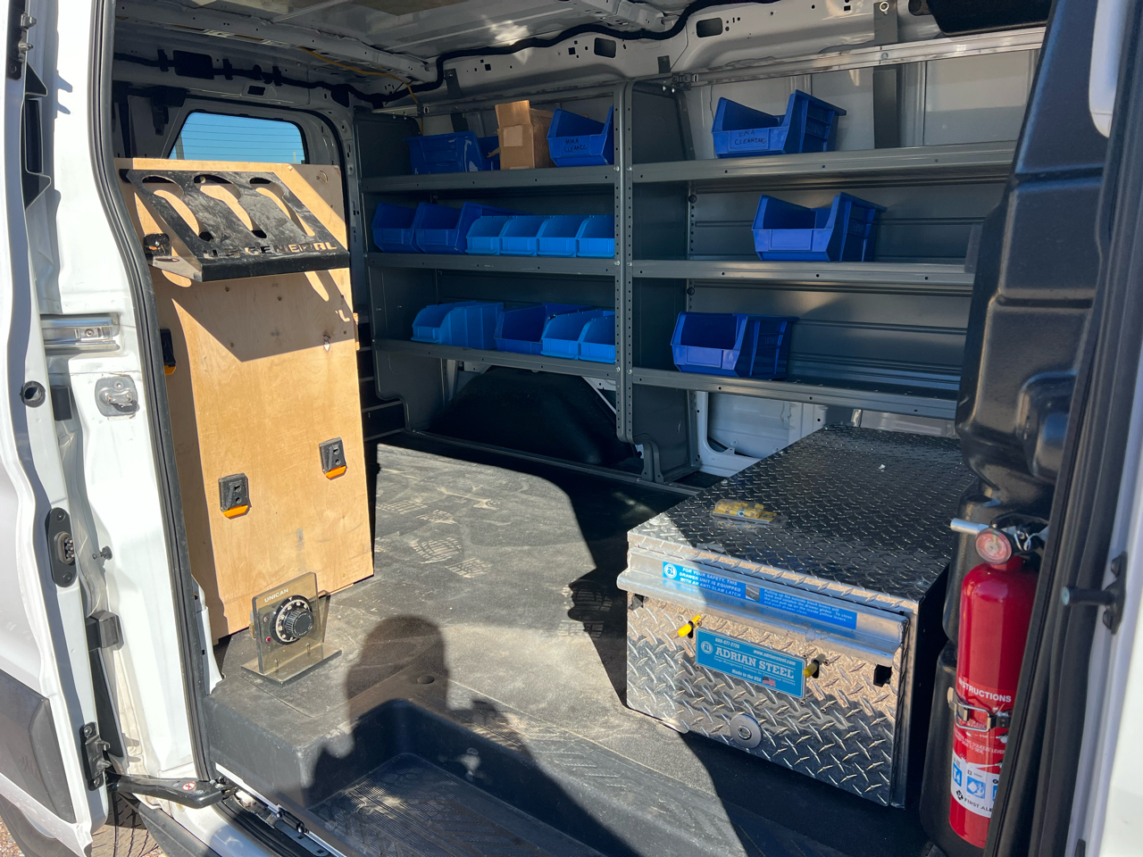 Ford Transit 150 Van Low Roof w/Sliding Pass. 130-in. WB 2022 Ford Transit 150 Van Low Roof w/Sliding Pass. 130-in. WB 2022