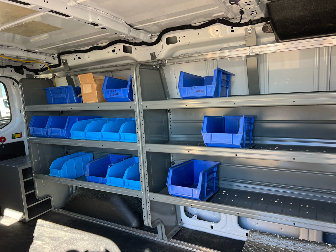 Ford Transit 150 Van Low Roof w/Sliding Pass. 130-in. WB 2022 Ford Transit 150 Van Low Roof w/Sliding Pass. 130-in. WB 2022