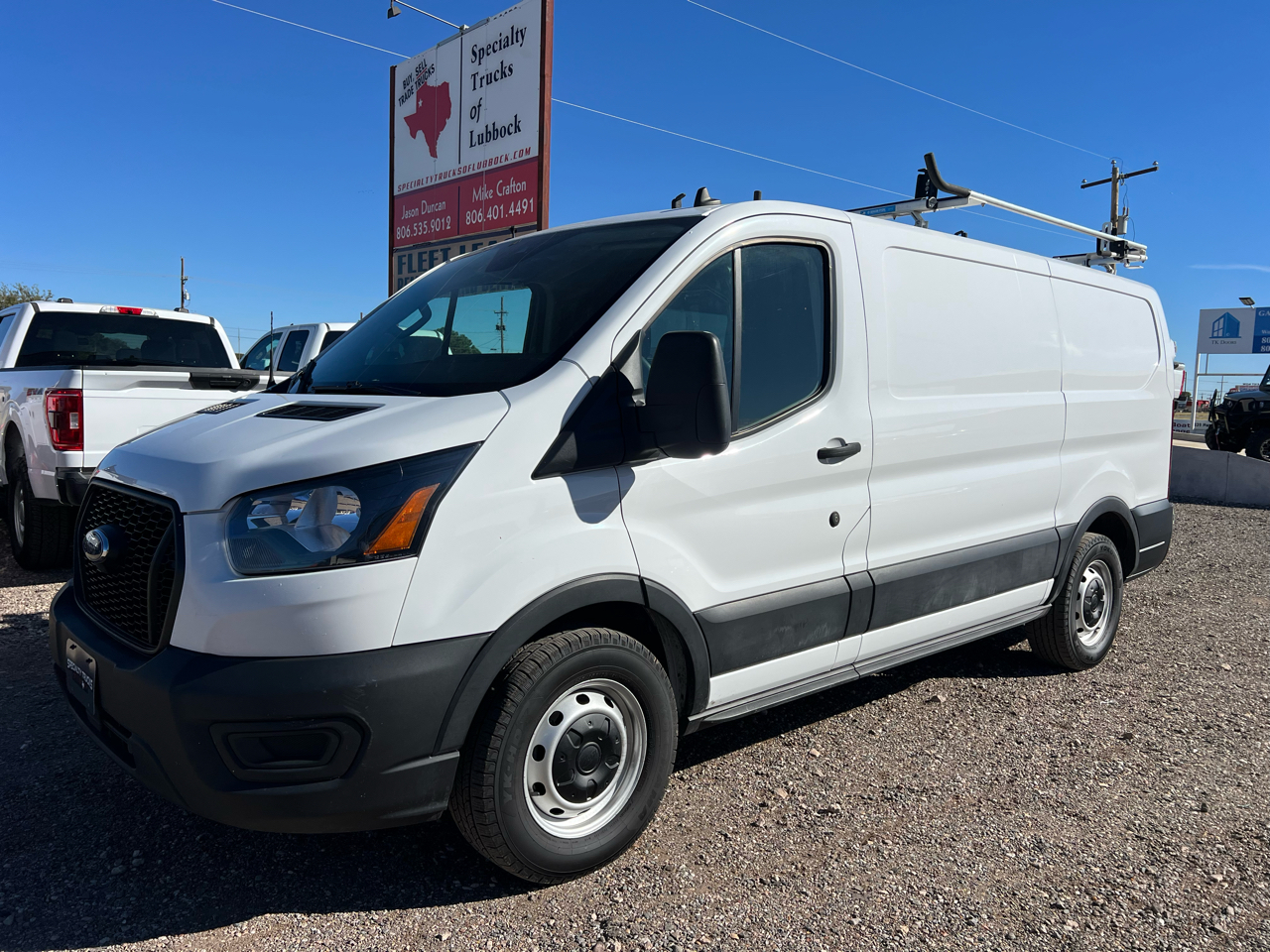 Ford Transit 150 Van Low Roof w/Sliding Pass. 130-in. WB 2022 Ford Transit 150 Van Low Roof w/Sliding Pass. 130-in. WB 2022