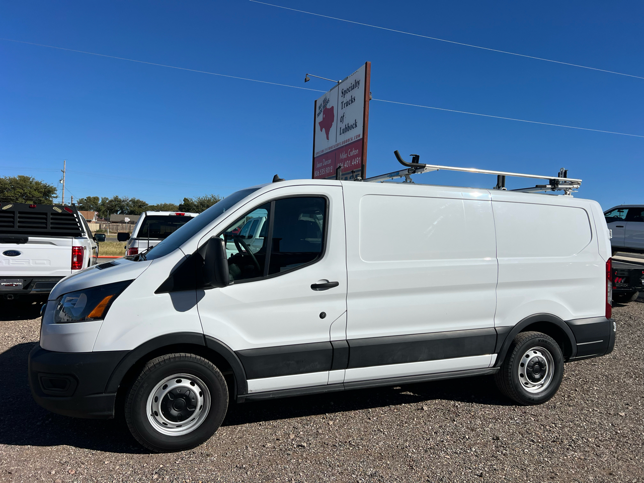 Ford Transit 150 Van Low Roof w/Sliding Pass. 130-in. WB 2022 Ford Transit 150 Van Low Roof w/Sliding Pass. 130-in. WB 2022