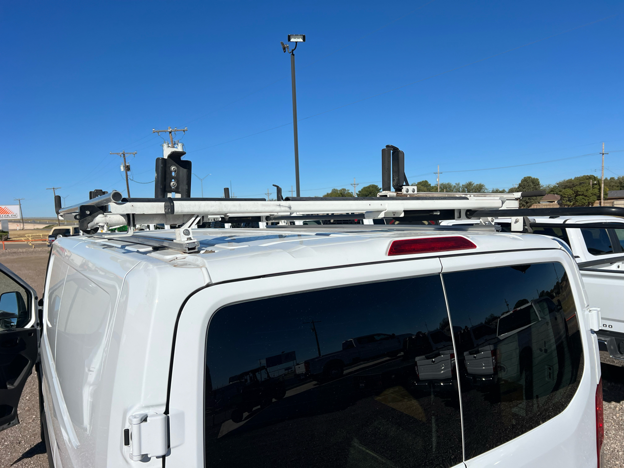 Ford Transit 150 Van Low Roof w/Sliding Pass. 130-in. WB 2022 Ford Transit 150 Van Low Roof w/Sliding Pass. 130-in. WB 2022