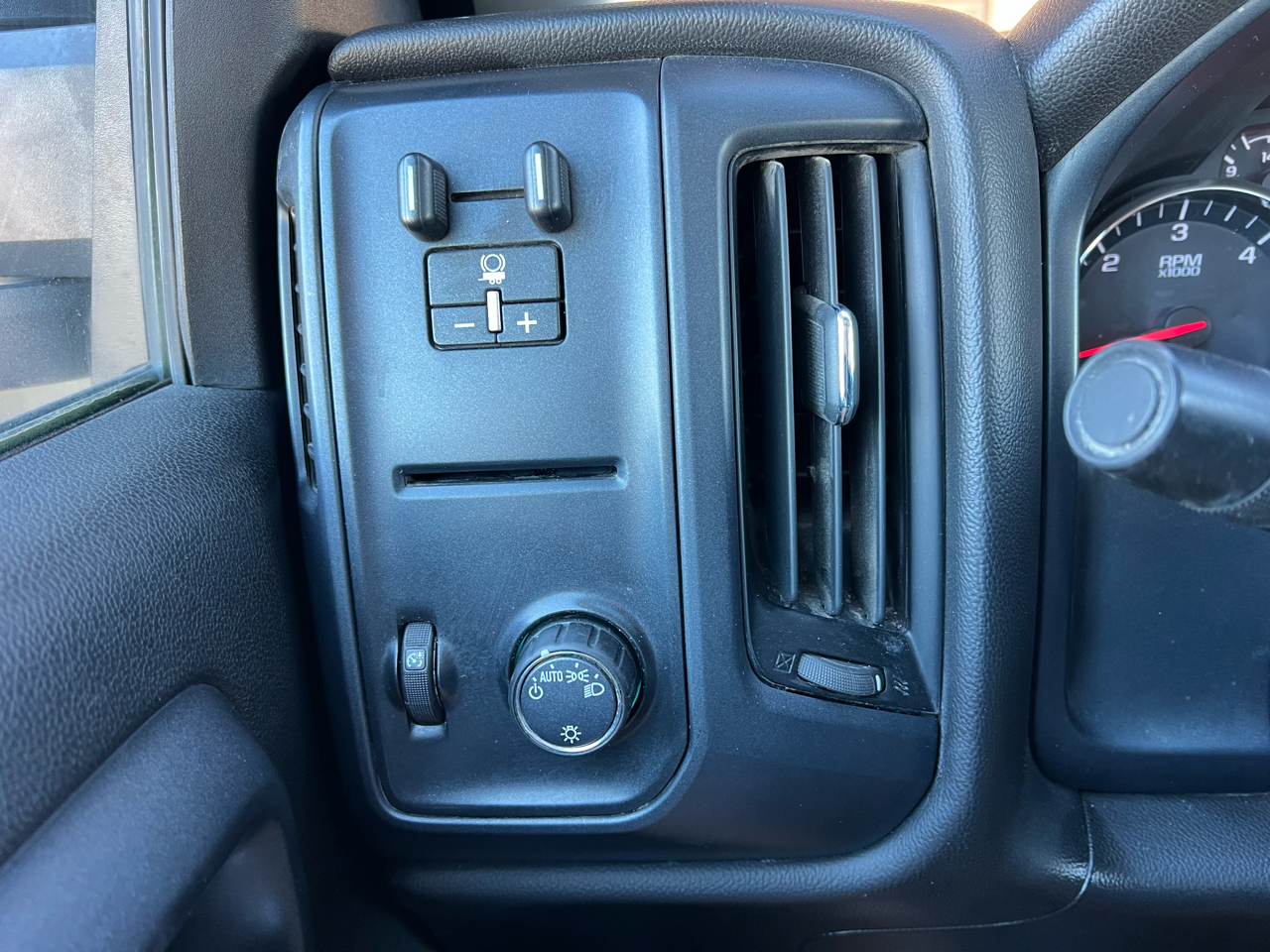 Chevrolet Silverado 2500HD Work Truck Double Cab Long Box 4WD 2018 Chevrolet Silverado 2500HD Work Truck Double Cab Long Box 4WD 2018