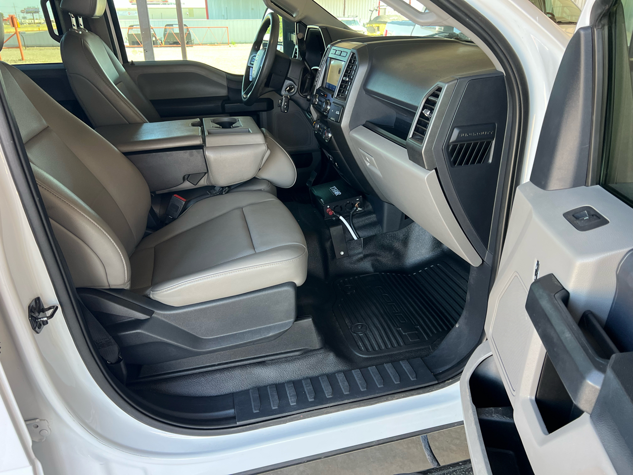 Ford F-250 SD XL Crew Cab Long Bed 2WD 2022 Ford F-250 SD XL Crew Cab Long Bed 2WD 2022