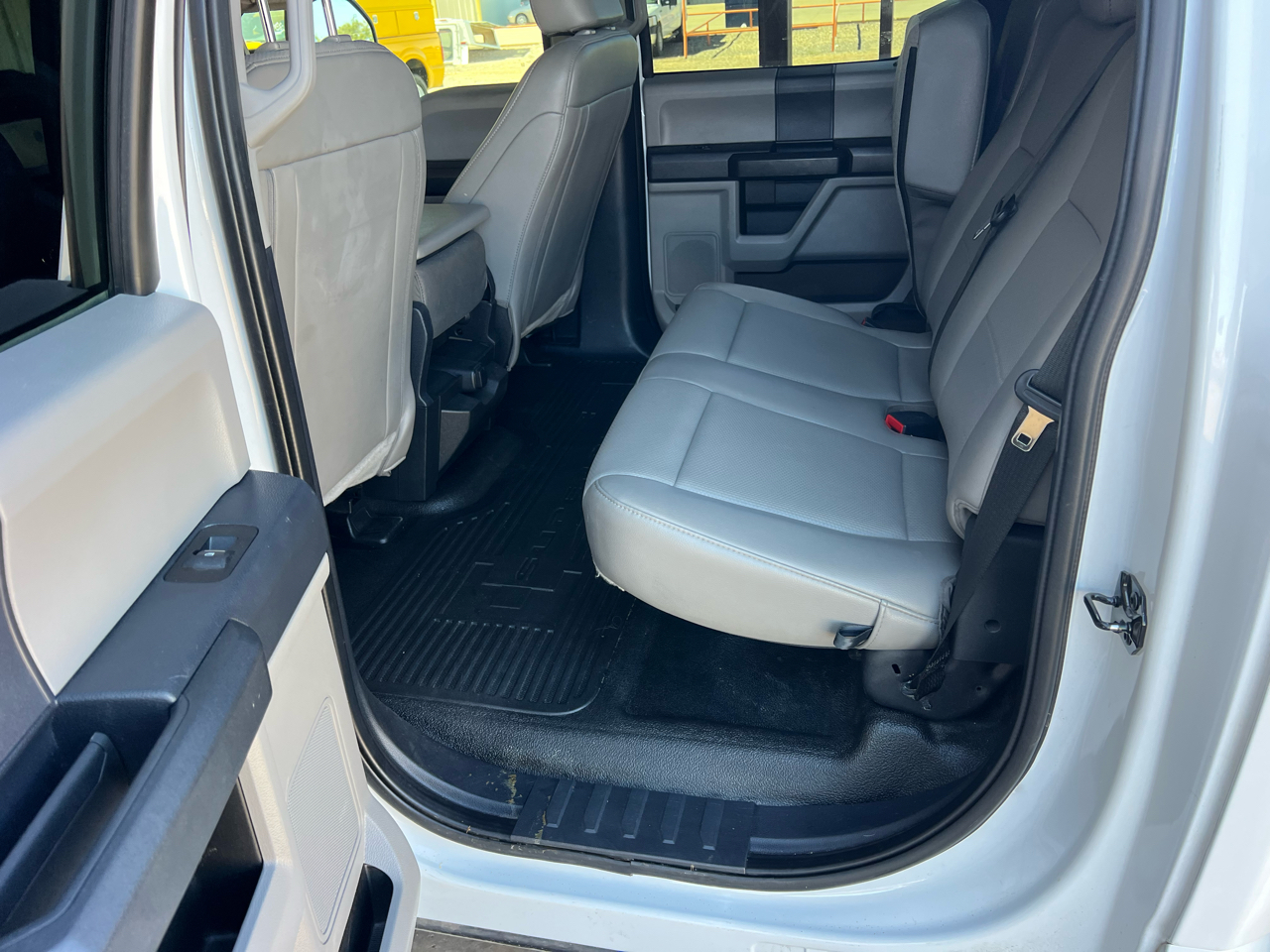 Ford F-250 SD XL Crew Cab Long Bed 2WD 2022 Ford F-250 SD XL Crew Cab Long Bed 2WD 2022