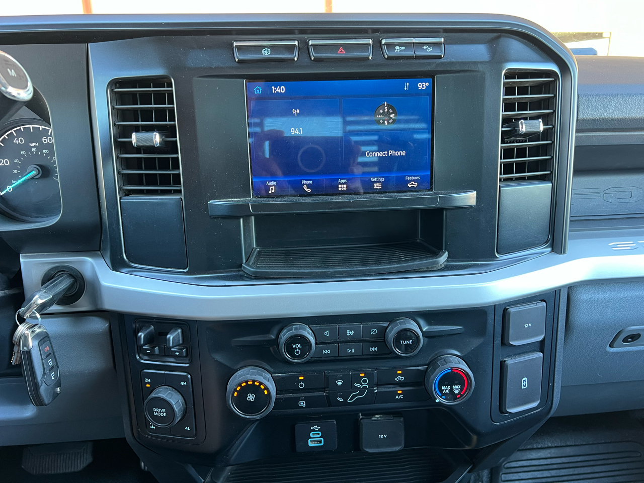 Ford F-250 SD XL Crew Cab Long Bed 4WD 2023 Ford F-250 SD XL Crew Cab Long Bed 4WD 2023