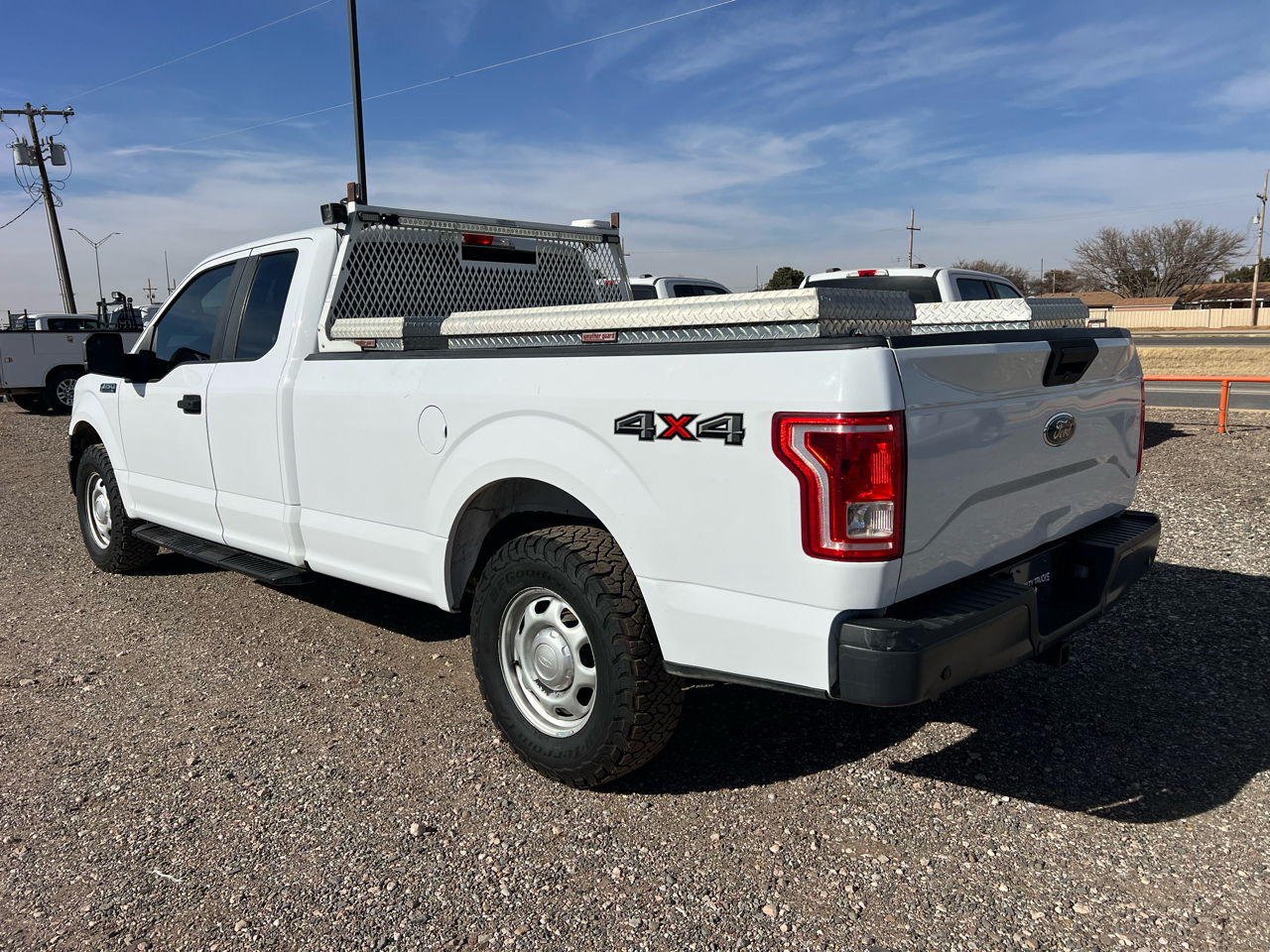 Ford F-150 XL SuperCab 8-ft. Bed 4WD 2017