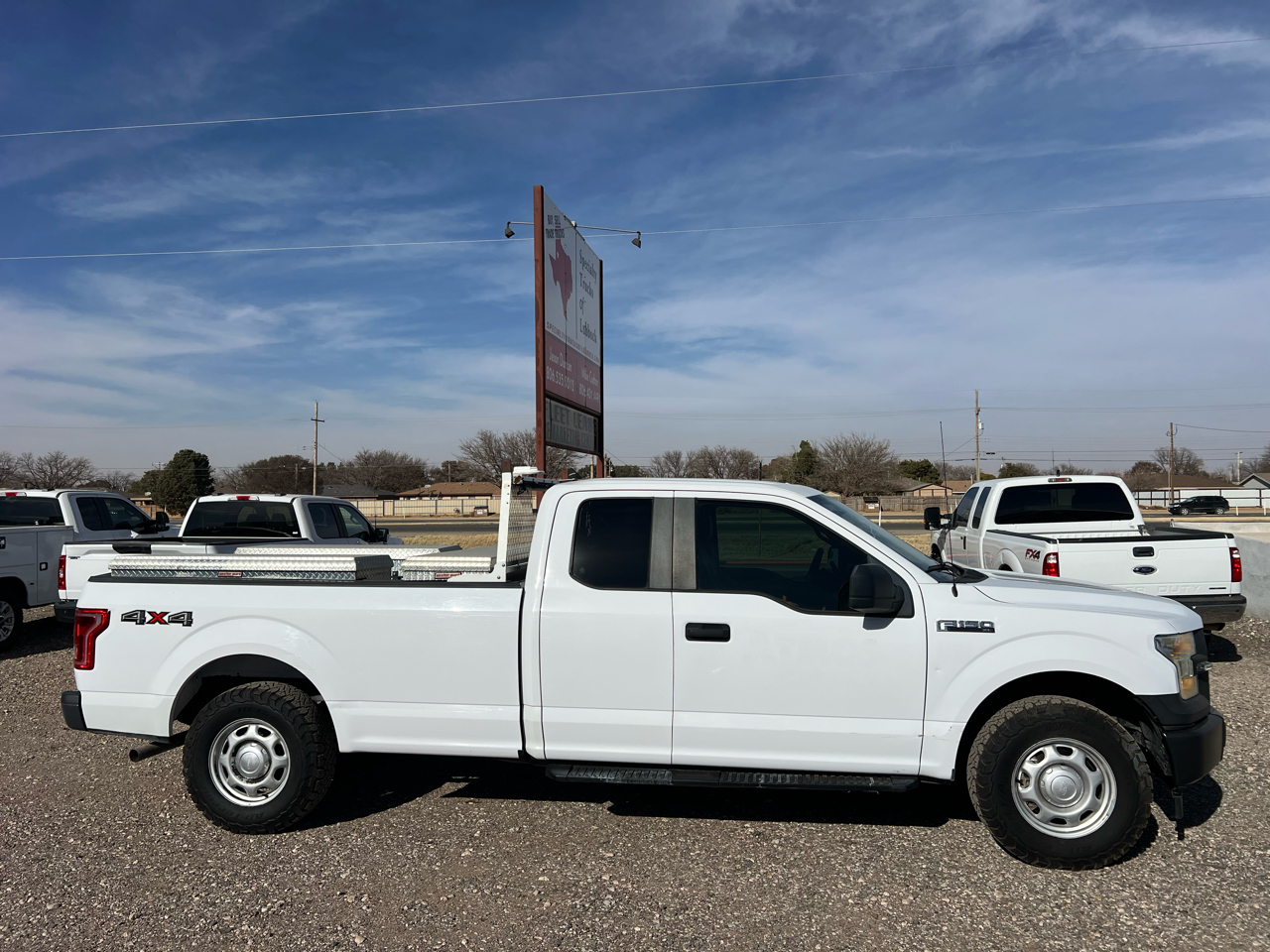 Ford F-150 XL SuperCab 8-ft. Bed 4WD 2017