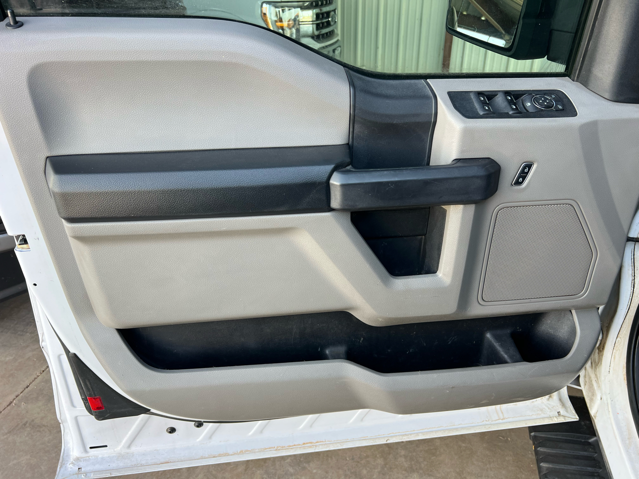 Ford F-150 XL SuperCab 8-ft. Bed 4WD 2017