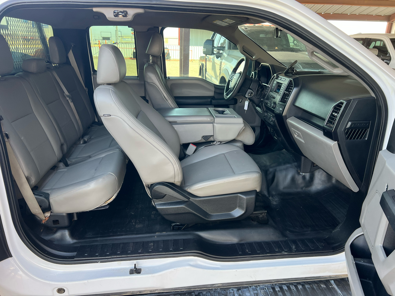 Ford F-150 XL SuperCab 8-ft. Bed 4WD 2017