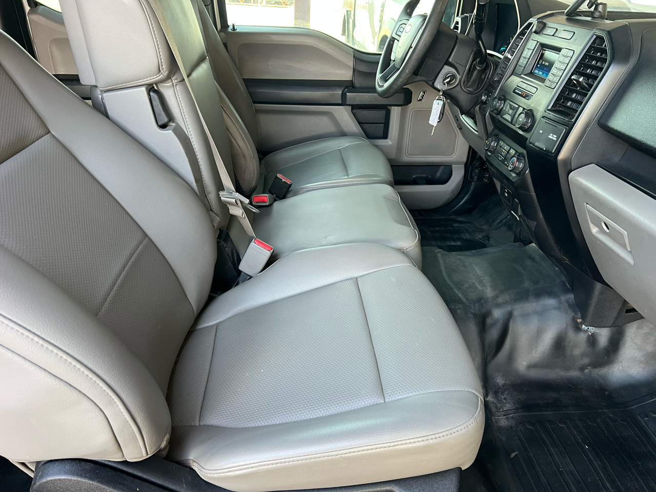 Ford F-150 XL SuperCab 8-ft. Bed 4WD 2017