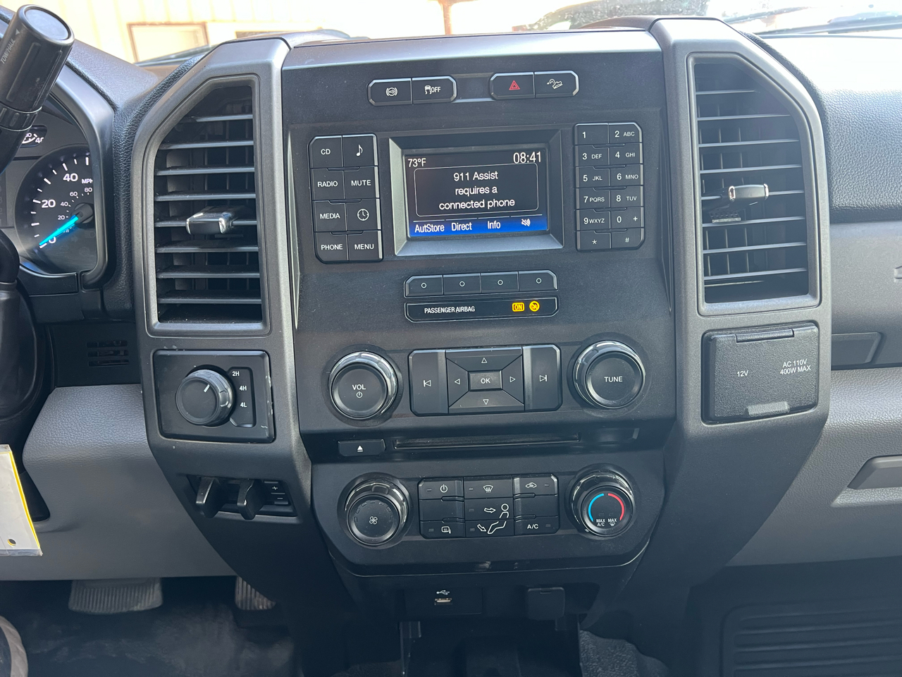 Ford F-350 SD XL Crew Cab Long Bed DRW 4WD 2017