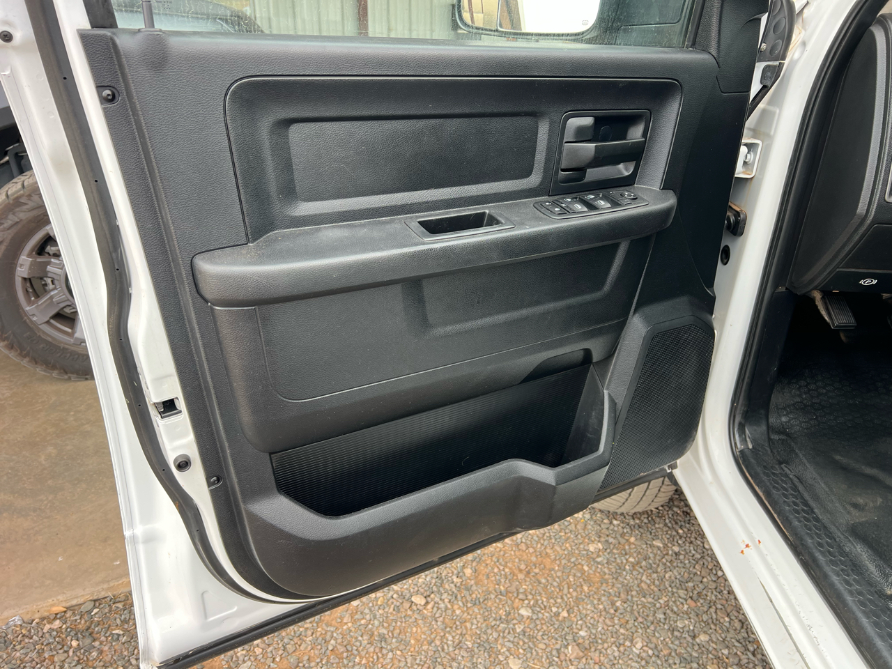 RAM 3500 Crew Cab 4WD DRW 2013