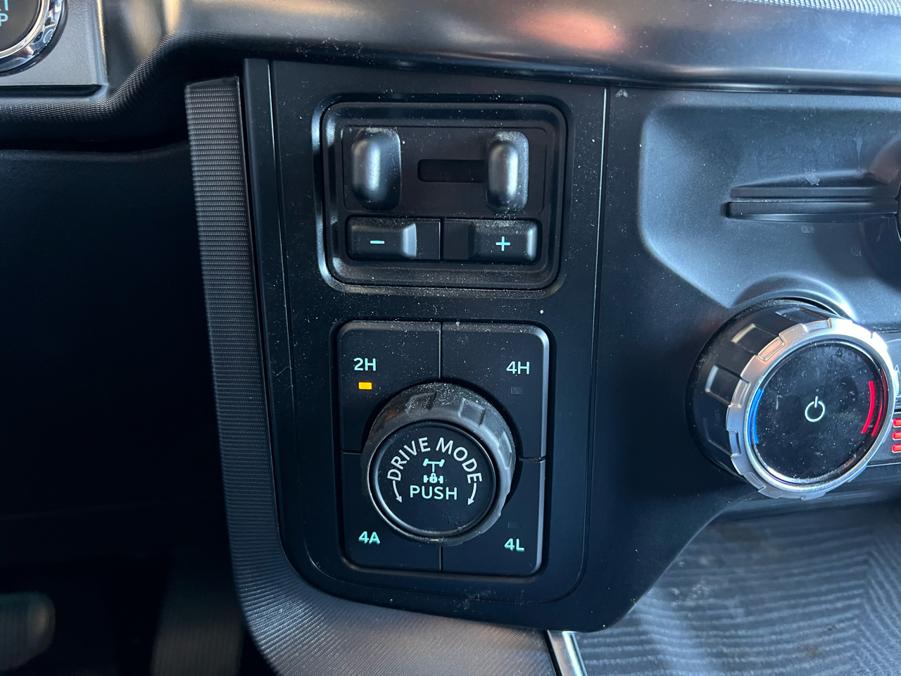 Ford F-150 Platinum SuperCrew 5.5-ft. Bed 4WD 2023