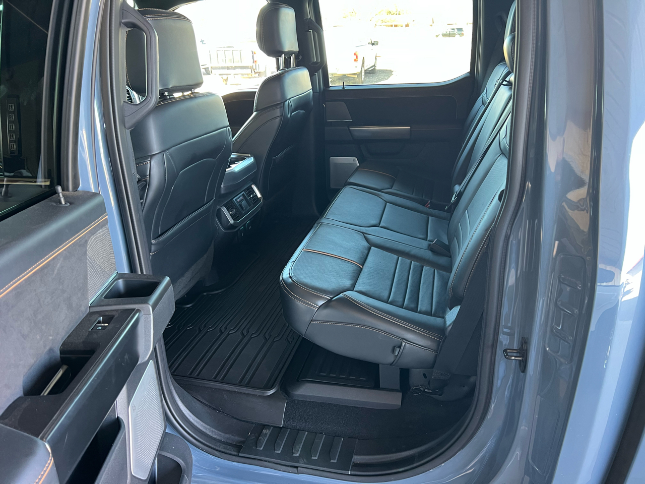Ford F-150 Platinum SuperCrew 5.5-ft. Bed 4WD 2023