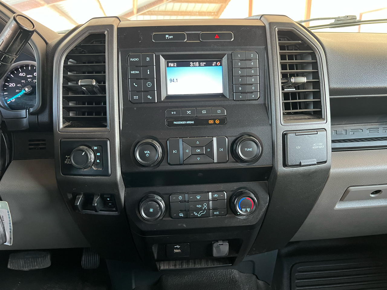 Ford F-250 SD XL Crew Cab Long Bed 4WD 2022