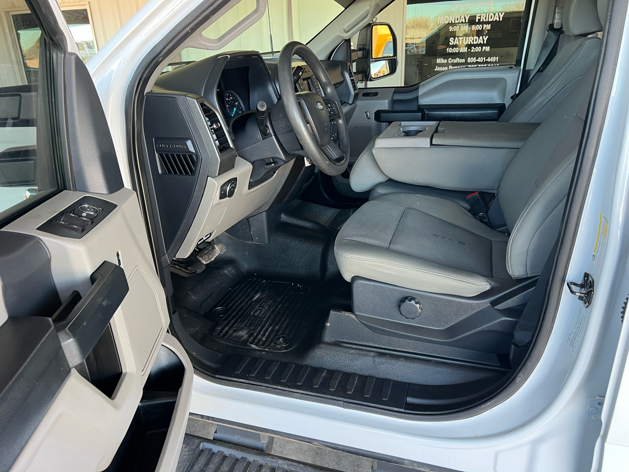 Ford F-250 SD XL Crew Cab Long Bed 4WD 2022