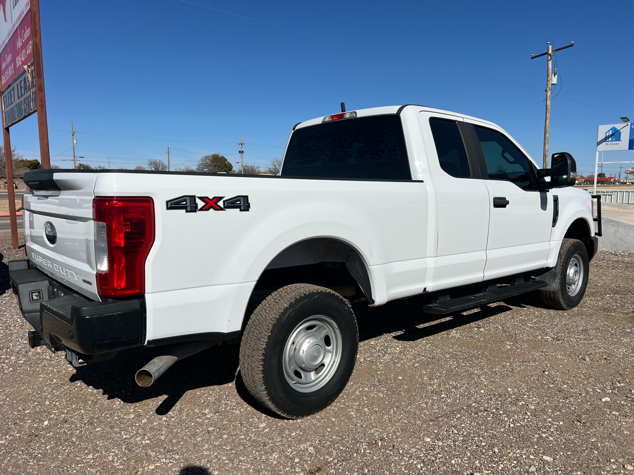 Ford F-250 SD XL SuperCab 4WD 2017